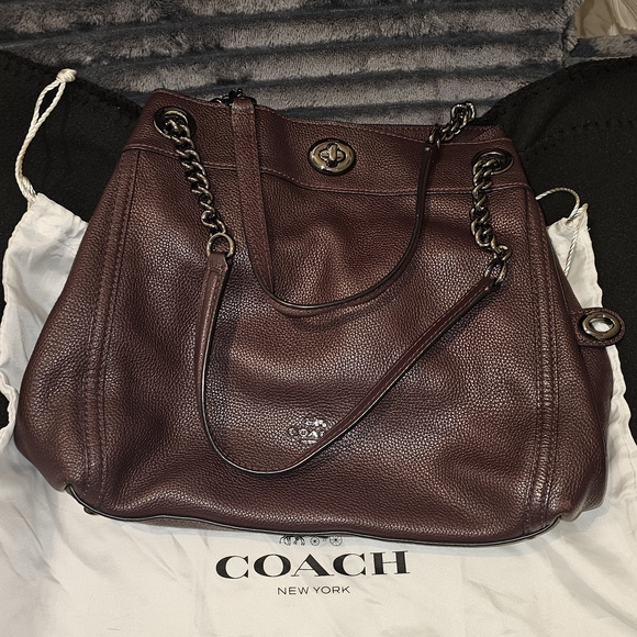 Coach Limited Edition Color Leather Shoulder Bag - Picture 5 of 7